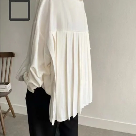 White Pleated Blouse - Picture 1 of 5